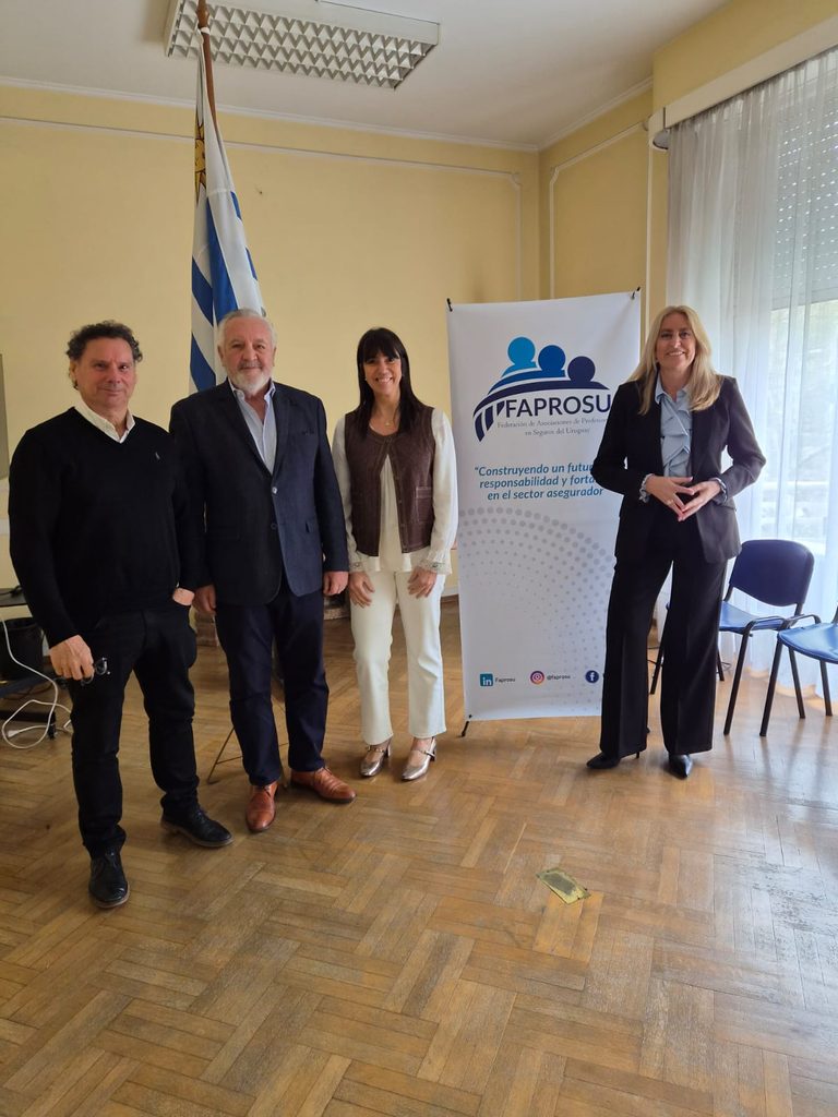 COPAPROSE acompaña en Uruguay las gestiones para fortalecer la profesionalización del Asesor en Seguros